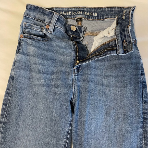 American Eagle Mom Jeans - Picture 4 of 5
